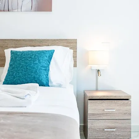 Adolina One Bedroom 104 By Ezoria Lejlighed